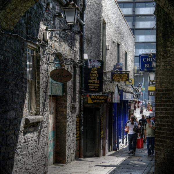 Merchants_Arch_Temple_Bar